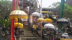 Ritual_Melukat_in_Bali